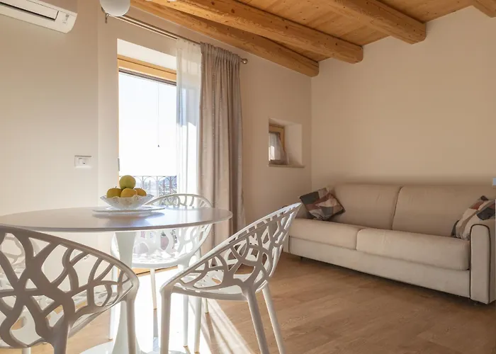 Corte La Pellegrina Apartman